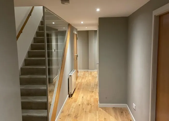 Deluxe Four-Bedroom Apartment